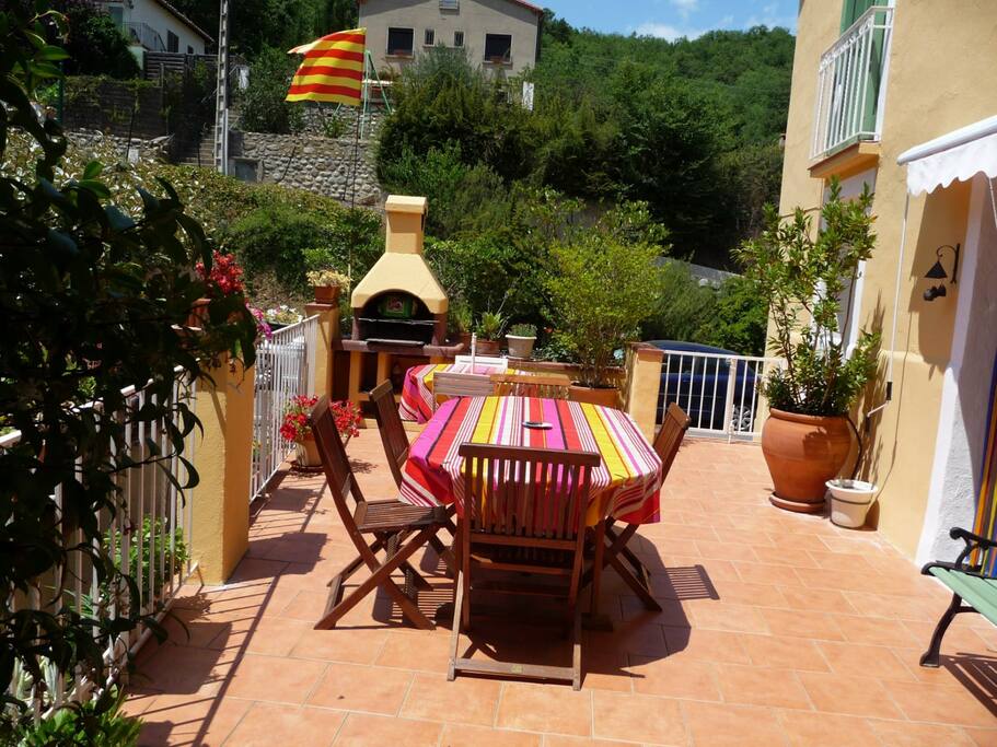 Terrasse de 32 m2 avec Barbecue