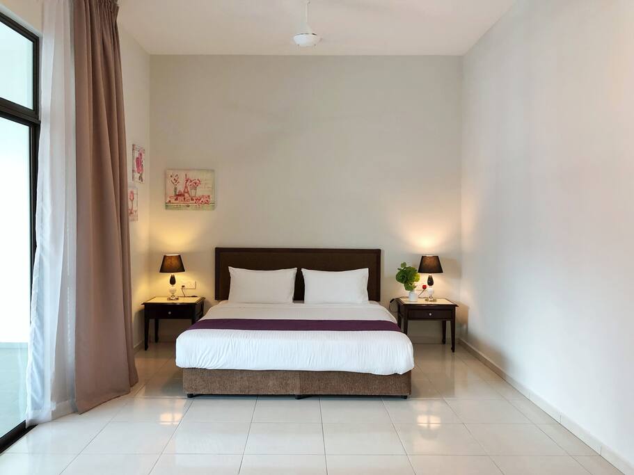 King Bedroom