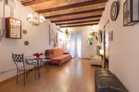 Beautiful apartment in cool neightb