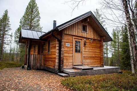 A log cabin with a sauna away from the hustle and bustle