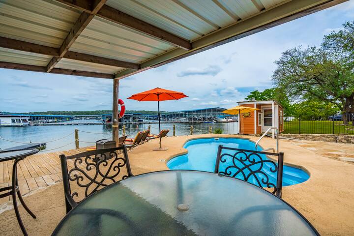 Lakeway oasis gallery image 3