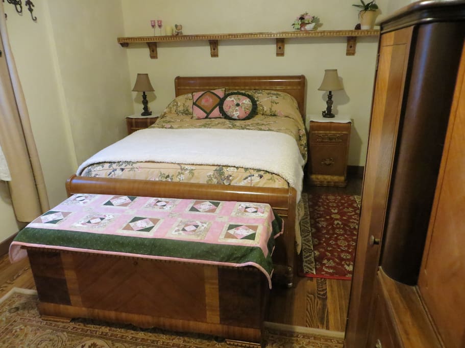 More antiques in Bedroom 2