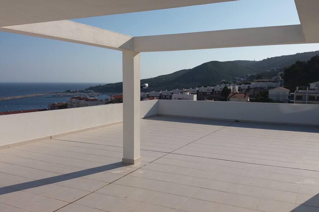 Terraço Fantástico / Grande Terrase / Large Terrace