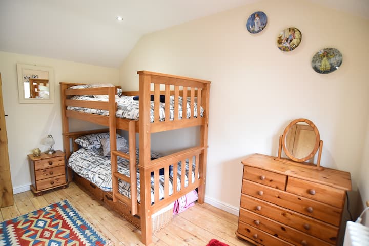 Втора спалня