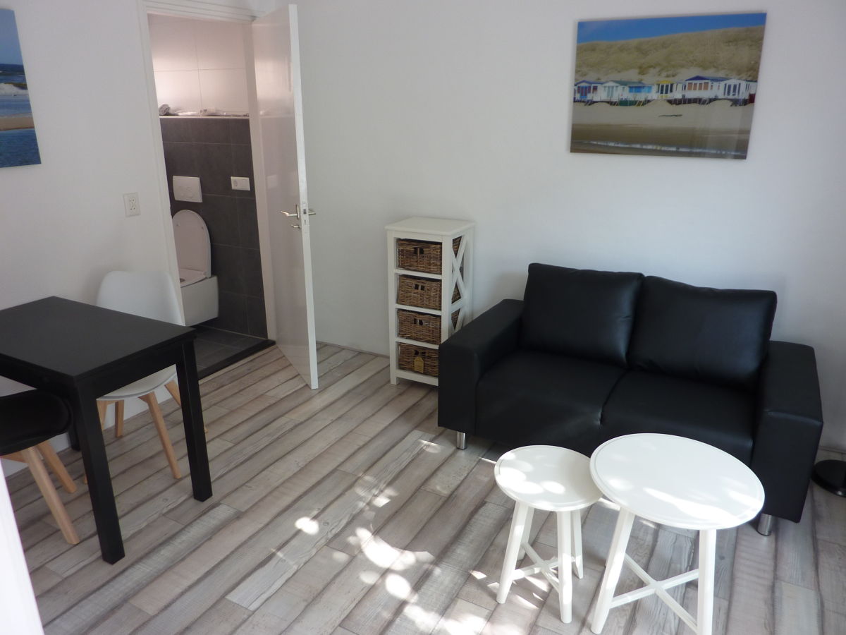 Top performing Airbnb: Winkelman 20 - 500m from the beach! in Zuid I En Ii