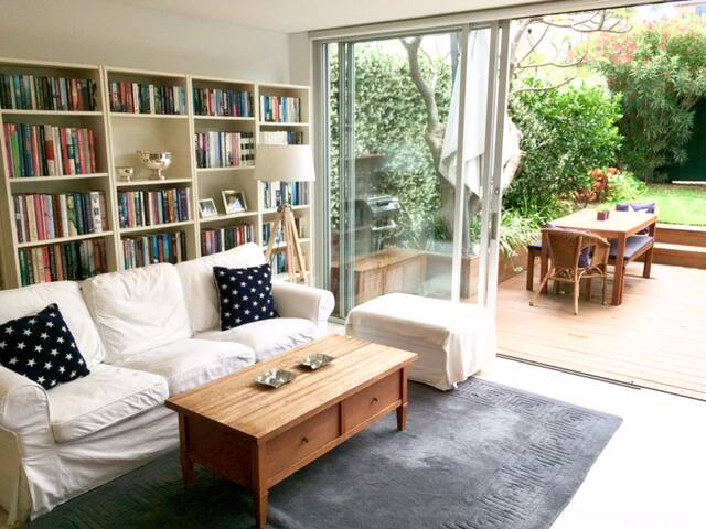 Bronte Beach House gallery image 3