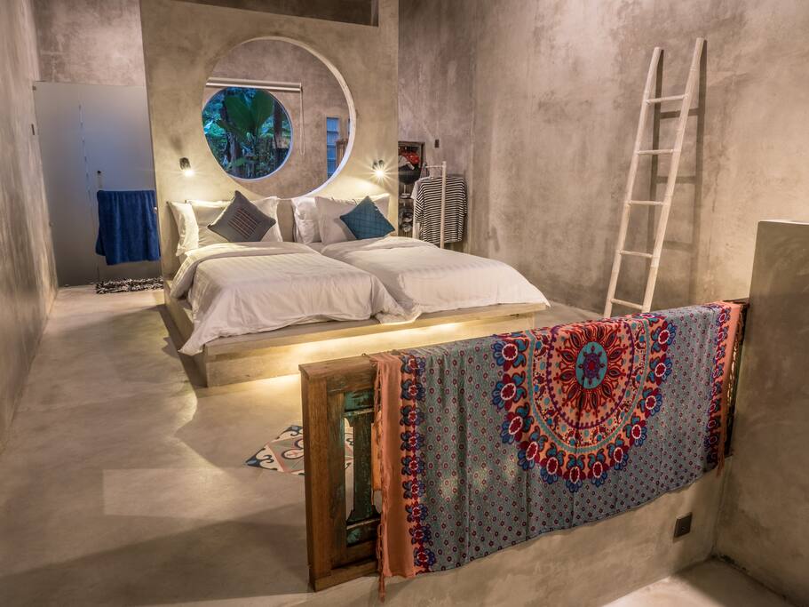 lots of space, choose twin or a double bed setting