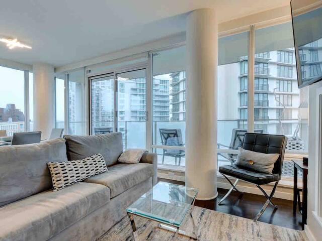 Waterfalls Hotel: Calm Waters Suite gallery image 5