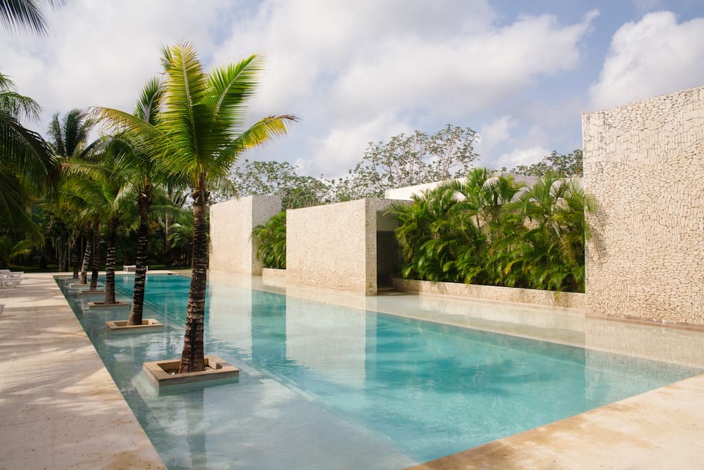 Swimming pool
