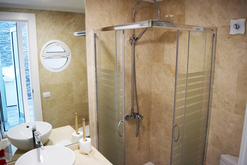 Private bathroom - B&B La Volpe Rossa Las Palmas