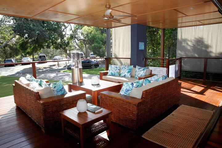 Aloha from Moffat Beach gallery image 4