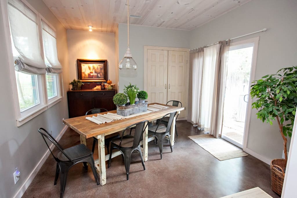 Bright dining room