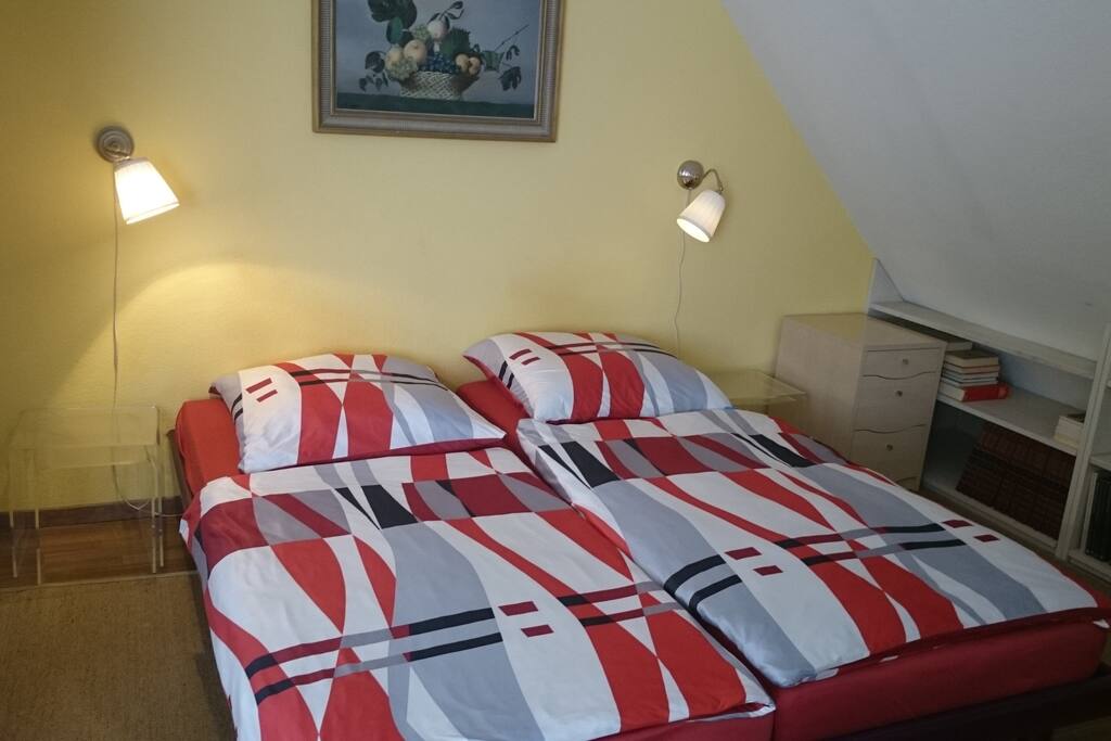 Schlaf und Wohnzimmer