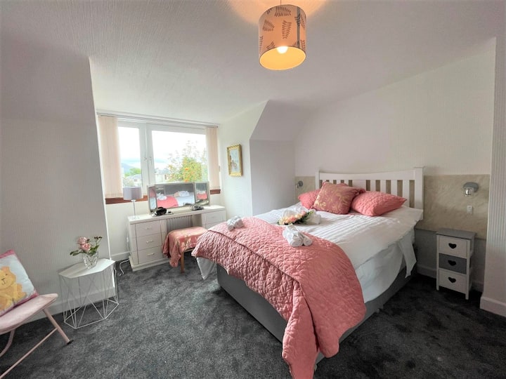 Chumba cha kulala 1 na Kitanda cha ukubwa wa King