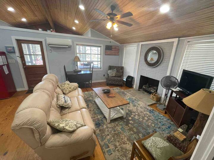 10 Best Airbnb Vacation Rentals In Mountain Rest, South Carolina