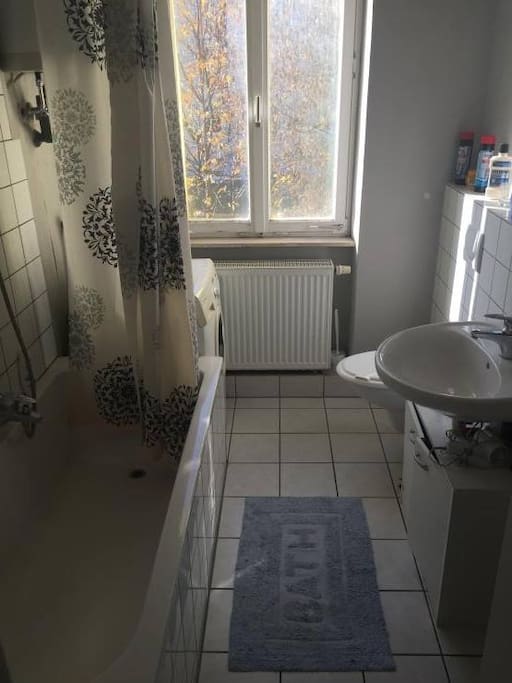 Bathroom with Washing machine