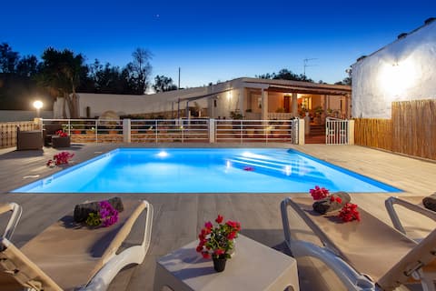 Villa Blanca. Ibiza. Tourist Housing ET-0457-E