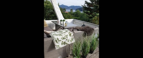 Bergen Apartment with Fjord View