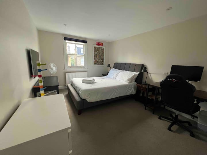 Spálňa 3 s manželskou posteľou