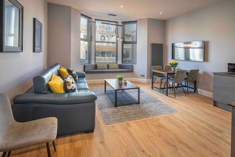 APT 3 NEW recently renovated, luxury accommodation