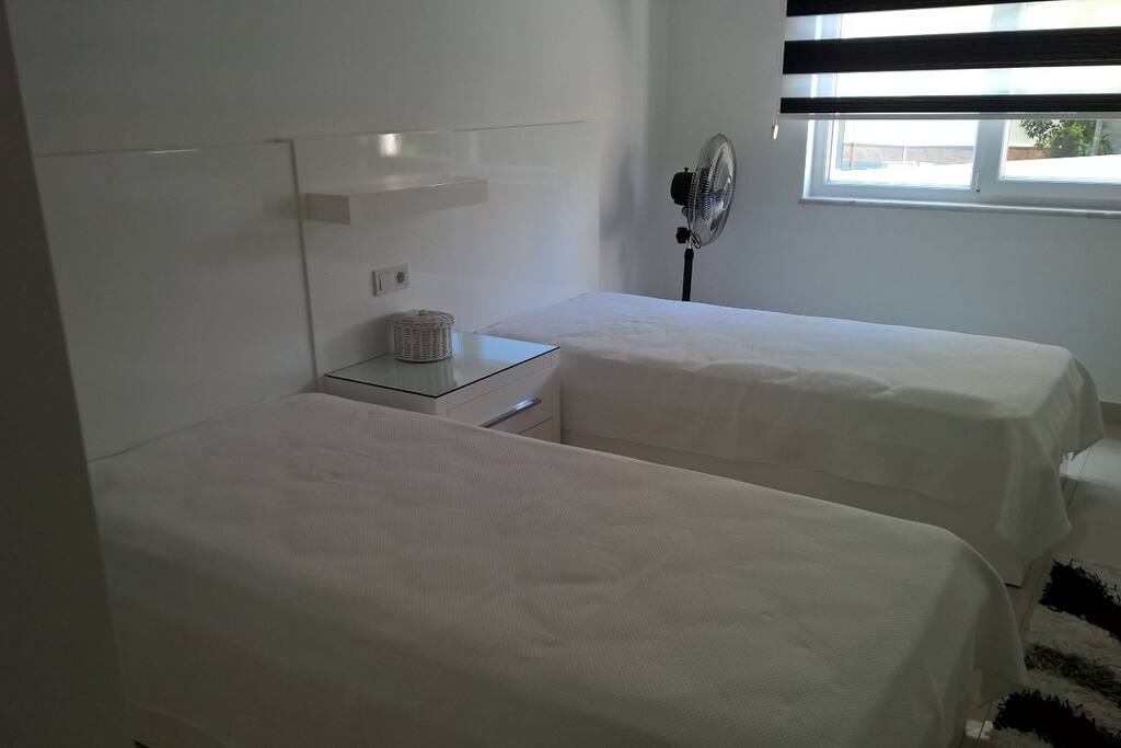 2.bedroom