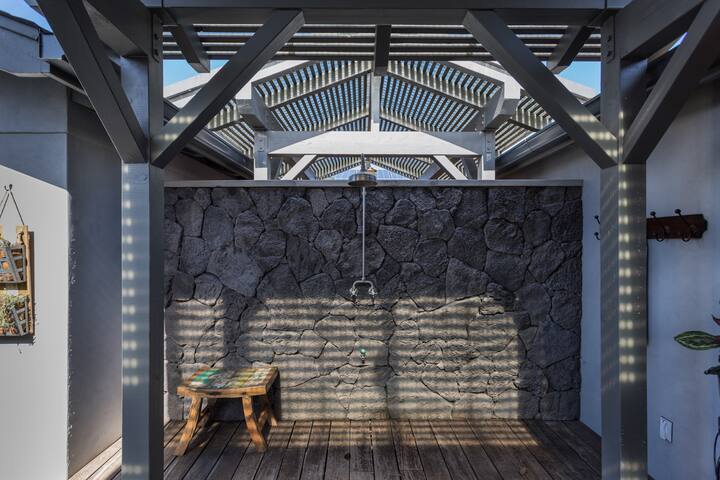 Paia Family House gallery image 2