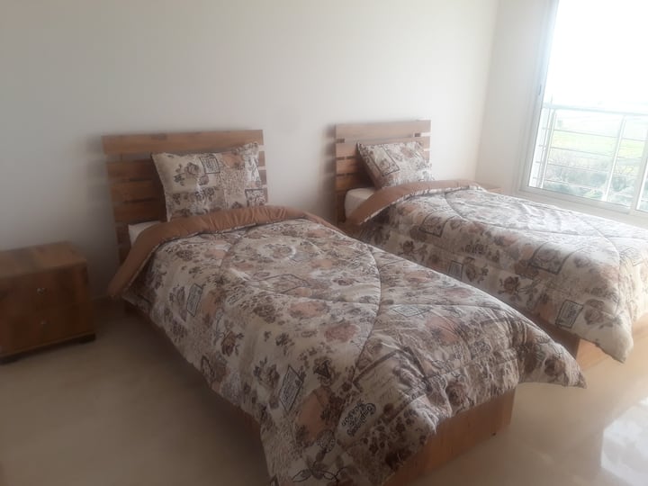 2nd bedroom with Huge closet