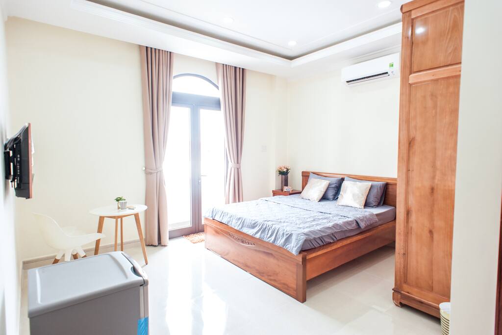New Studio #304, Kitchen + Balcony - Floor 3, D10