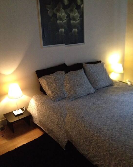 Bedroom with Queen-size bed