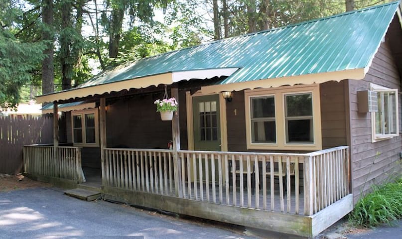 Airbnb Lake George Vacation Rentals Places To Stay New