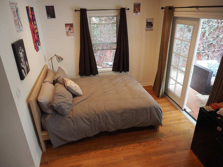 queen bed