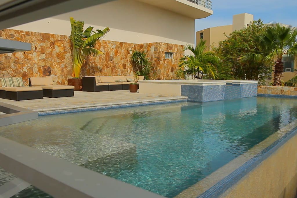 Pool 1