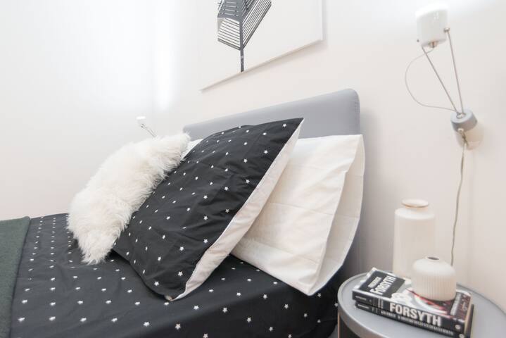 Apartment with Balcony, Rialto Bridge View gallery image 4