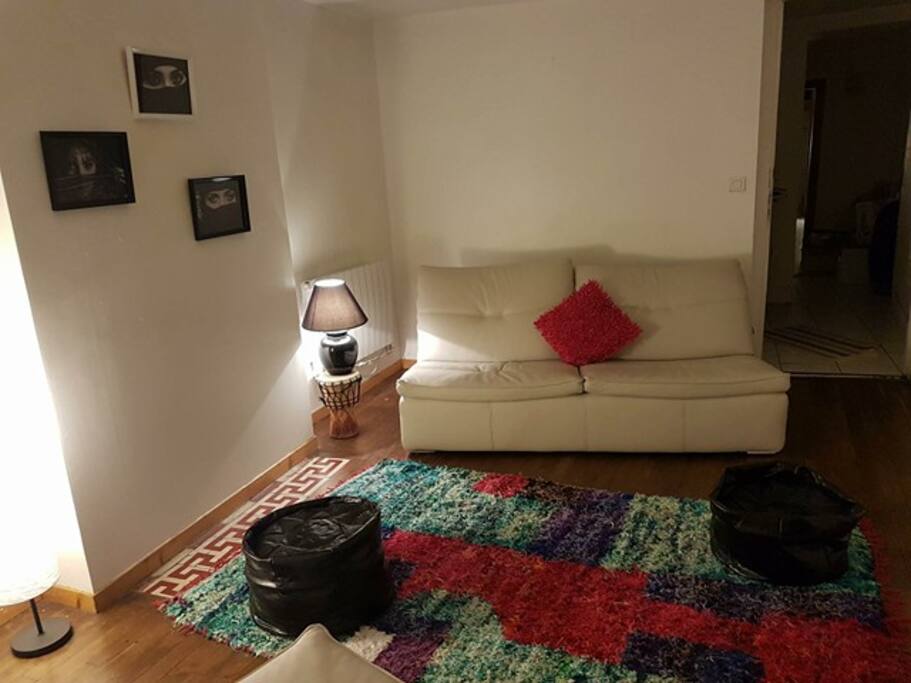 salon très ensoleillée