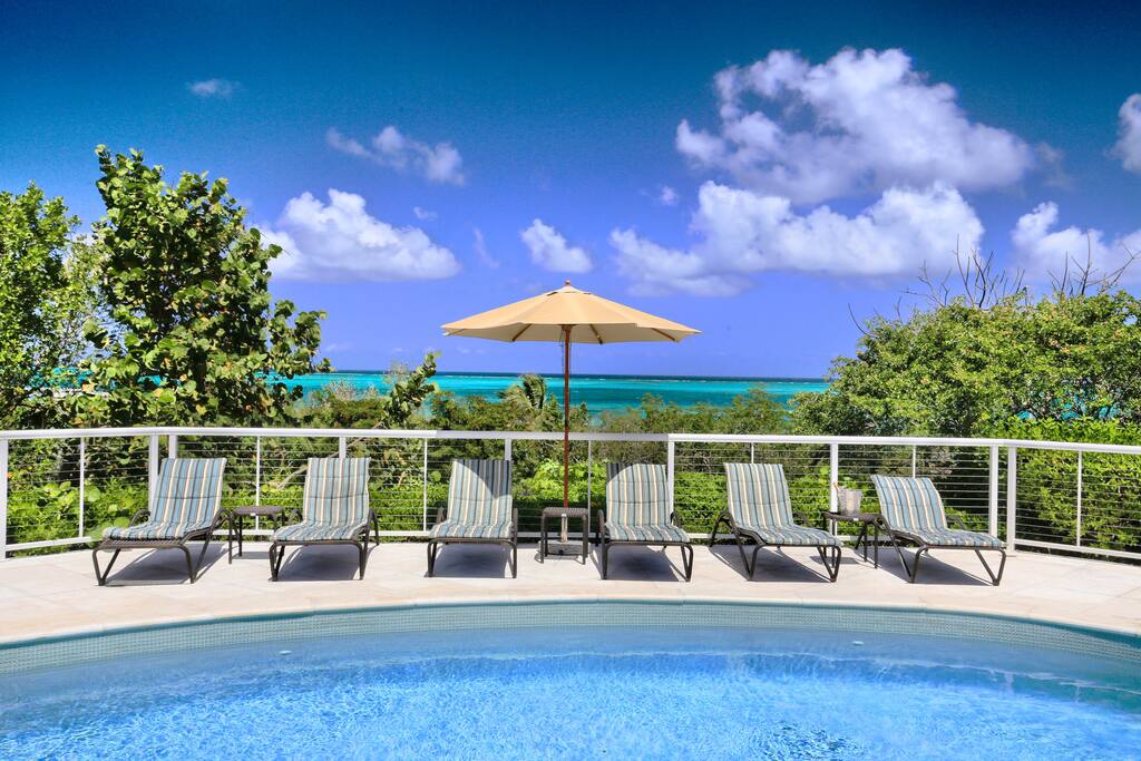pool and ocean views
