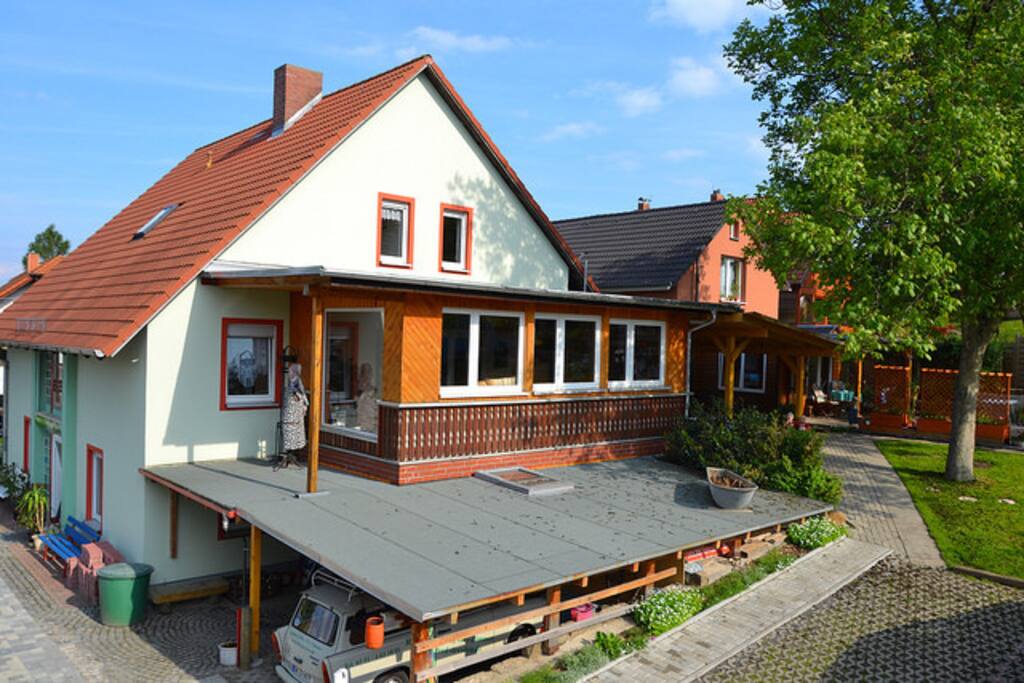 unser Haus wo sich die Zimmer befinden