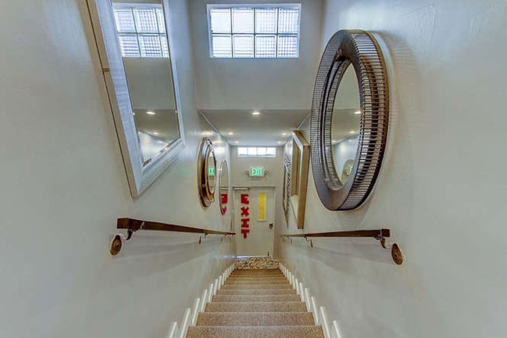 Shared stairwell to main entrance