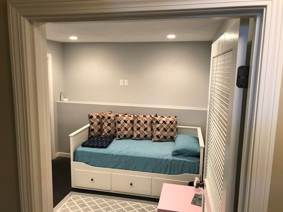 Single Bed