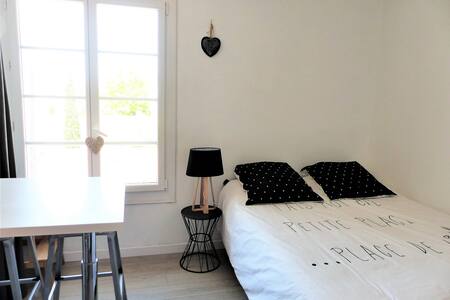 Download Bon marche appartements de 2 chambres dans la plage virginie Free