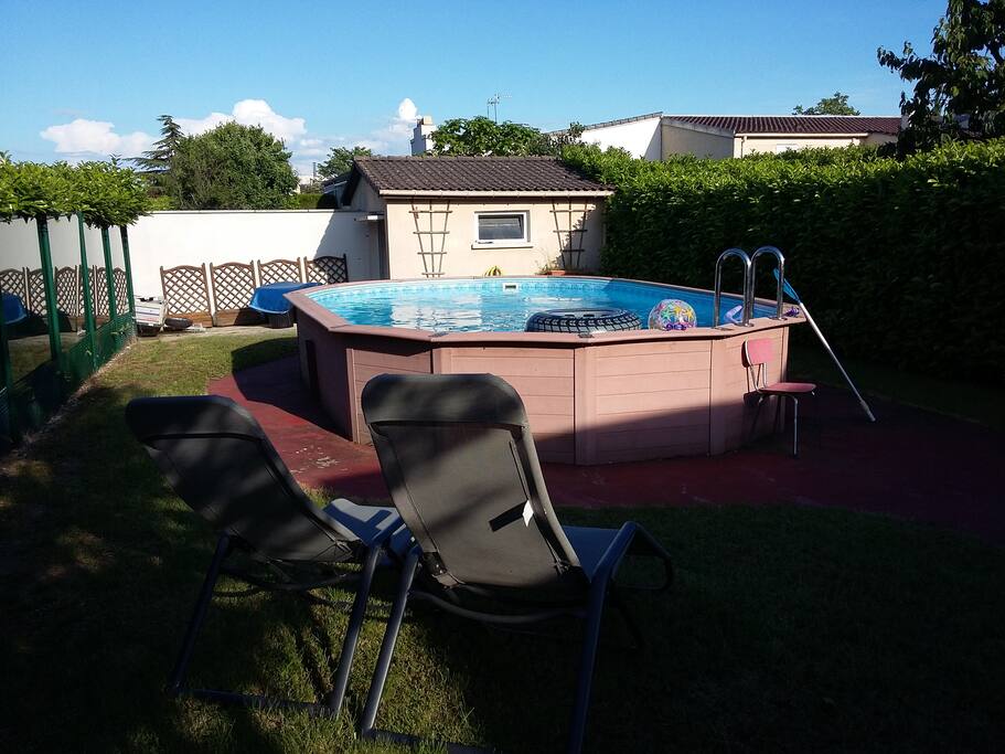 Piscine semi-enterrée 4m x 7m et chauffée