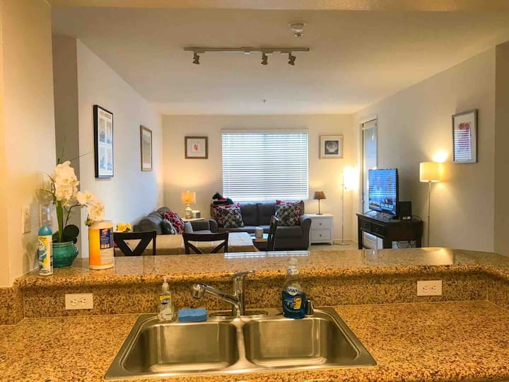Vacation Stylish Apartment In Irvine Spectrum - Laguna Beach, CA