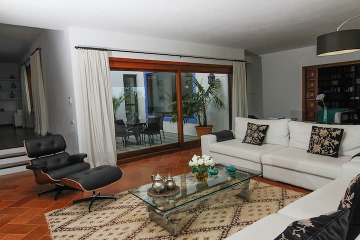 Villa Close To Ibiza Town - Bab El Oued Villa - Ibiza-stad