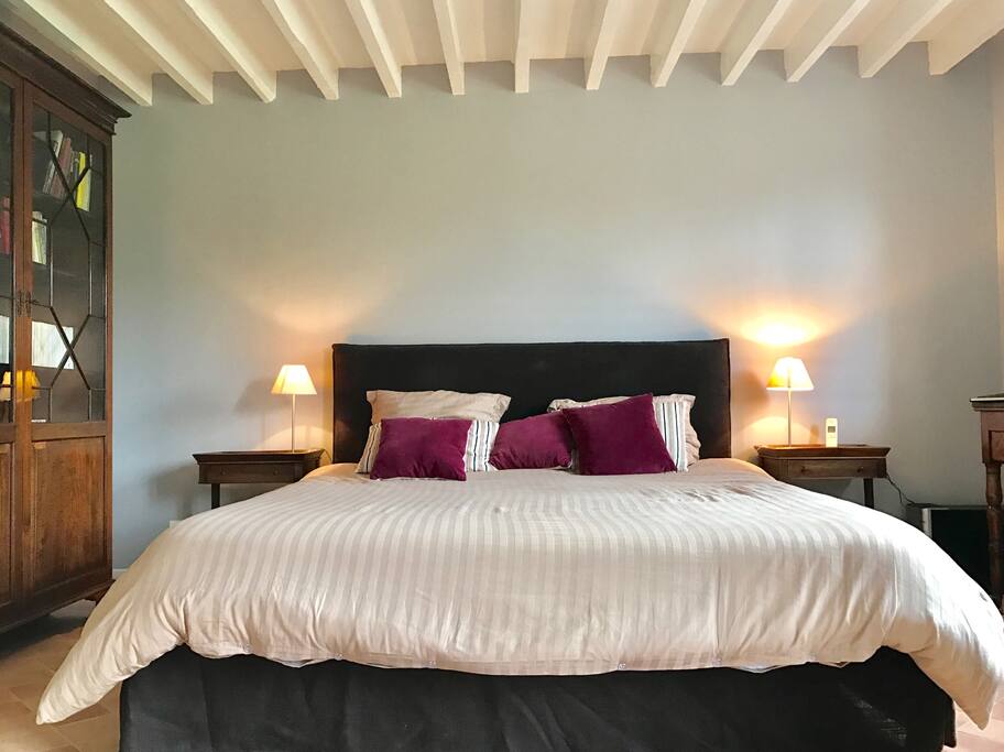 Grande chambre (rez de chaussée)