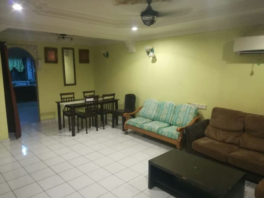 ruang tamu yg Selesa dan beraircond