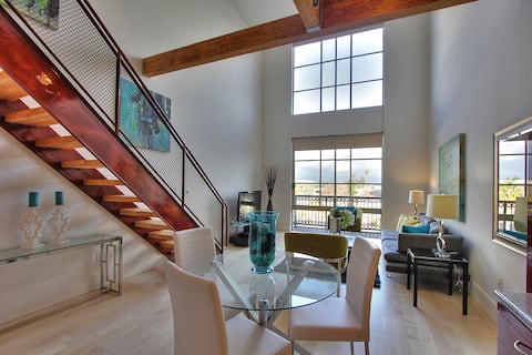 Successful Airbnb property: Santana Row Luxury Executive 2 Story Loft in Winchester North