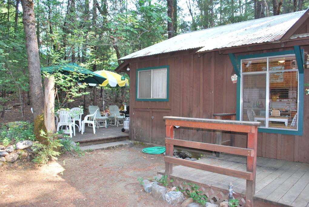 side view of cabin