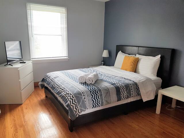 Cozy Home for 2! Just for You!