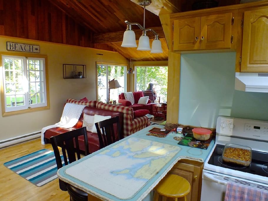 kitchen/livingroom