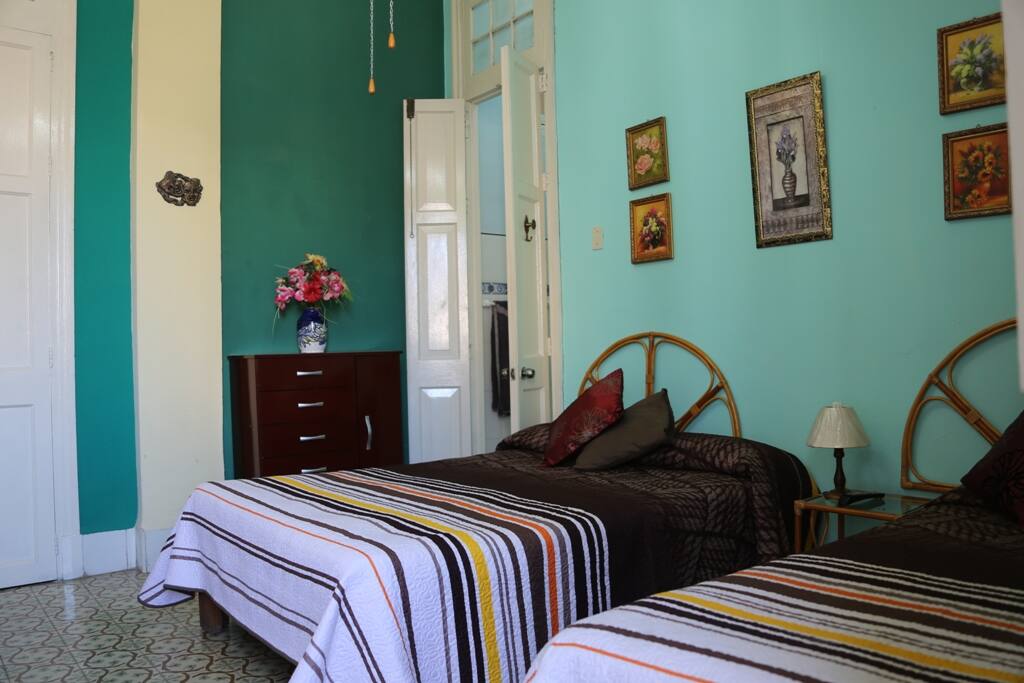 Room 1