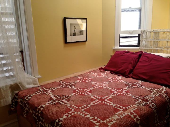 Roscoe Village Haven Apartments for Rent in Chicago, Illinois, United